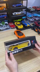 Mô Hình Xe Ôtô Kim Loại 1/24 Siêu Xe MCLAREN 720S SPIDER Dùng Để Trưng Bày Bàn Làm Việc Làm Đồ Chơi Trẻ Em