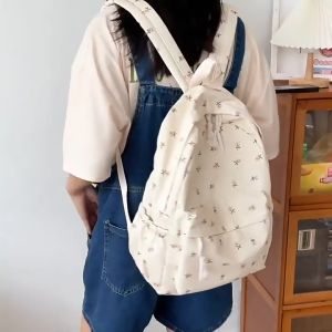 【🔥มาถึงภายใน 3 วัน】กระเป๋าเป้สะพายหลังนักเรียนสาวดอกไม้ลำลองสไตล์ญี่ปุ่น INS สไตล์ญี่ปุ่น