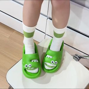 Dép Bánh mì Nữ quai ngang hình KHỦNG LONG mắt CÁ SẤU cute chất EVA siêu nhẹ êm chân đi trong nhà DL350