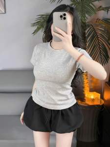 Áo thun croptop cổ tròn tay ngắn áo body ảnh shop chụp dưới 55kg