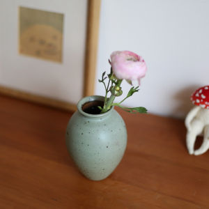Japanese Style Small Ceramic Flower Vase Handmade Rustic Pottery Home Decor Fresh Flower Hydroponics Desktop Flower Vase
