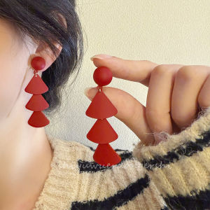 Red Long Ear Cuffs No Piercing Required Vintage Design New Year Fashion Jewelry Clip-On Earrings for Women Fresh out Style