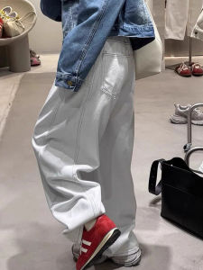 Elegant Loose Fitting Slimming Large Size Flared Denim Pants