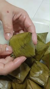 ขนมเทียน ไส้เค็ม ไม่อร่อยต่อยปาก ตำนานความอร่อยกว่า 40 ปี ท้าให้ลอง ลงขายออนไลน์ครั้งแรก ไม่เน้นกราบไหว้ แต่เน้นให้ทาน 1 แพค มี 9 ลูก