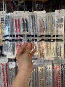 Bộ chữ nổi cứng AirBlade 2017 màu đen bóng nhập Thái Lan chất lượng cao dành trang trí riêng cho dòng xe này tem nổi gồm 2 cái như hình màu sắc rất đẹp và bền giá bán cực tốt bán lẻ như bán sỉ