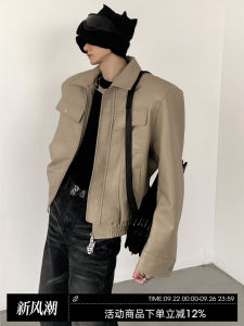 เสื้อแจ็คเก็ตหนังทรงสั้นแบบมีไหล่เสริมสไตล์อเมริกันสำหรับผู้ชาย ดีไซน์โลหะ ดีไซน์ดั้งเดิม แฟชั่นไฮสตรีท เสื้อคลุมกันหนาวแบบสวมหัว
