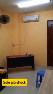 Combo 50 tấm xốp dán tường tân cổ 7 khổ lớn 70x70cm có keo sẵn