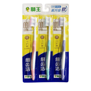 LION | Soft Bristle Gently Gum Care Toothbrush 12 Pieces