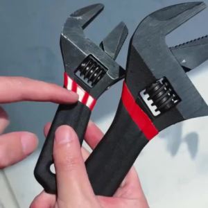 NiuXiang(NewShark) | Stubby Wide Opening Adjustable Wrench 50mm Reversible Pipe Jaw Short Handle Basin Wrench for Tight Spaces