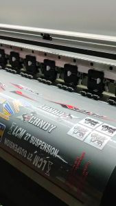 Stiker Striping Transparan UV Vario 125 2016-2018 R001