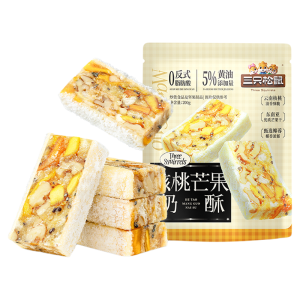 Three Squirrels | Walnut Mango Nuts and Fruits Pastry Snacks