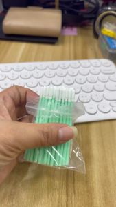 Tăm Vải Sạch Vệ Sinh Chân Sạc Chân Tai Nghe không bụi  làm cổ cáp lau keo lỗ tai nghe ĐT ( Combo 50 Cây ) Loại Tròn  Nhọn