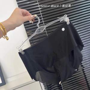Hi.sweetie 🎀 [Ready Stock] Ultra Thin Quick Dry Mid Waist Ice Silk Seamless Underwear Breathable Woman Panties 超薄冰丝无痕面膜裤