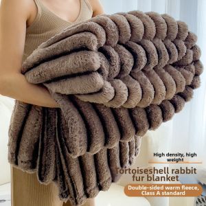 Velvet Coral Fleece Thick Blanket for Autumn Winter Use