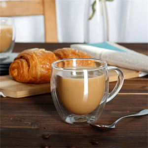 250ml Double Walled Glass Coffee Mugs Insulated Borosilicate Glass Coffee Cups with Handle for Cappuccino Latte Tea Hot/Cold