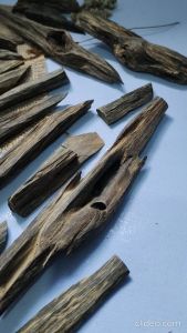 KAYU GAHARU SULAWESI UNDERWATER PRESS TABII OUD AGARWOOD ORIGINAL SULAWESI PENGHARUM RUANGAN DUPA BAKAR