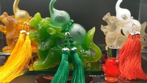 Tỳ Hưu Cõng Hồ Lô Chân Kính Thu Hút tài Lộc để Taplo bàn làm việc