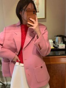 RUMIRU เกาหลี ขนสัตว์ ชุดสูท เสื้อแจ็คเก็ต ผู้หญิง สไตล์สั้น ฤดูใบไม้ร่วง ฤดูหนาว หนังแกะความรู้สึกแฟชั่นสูง เสื้อโค้ท สไตล์การเดินทางย้อนยุค