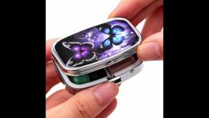 Metal Pill Box 2 Compartments Small Pill Organizer Portable Travel Medicine Container Sealed Storage Box with Decorative Pattern