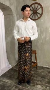 Sarung Batik Gurda & Sarung Gus Iqdam: Panduan Lengkap