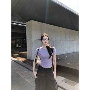 Unique and Stylish Slim-fit Purple Short Sleeve T-shirt