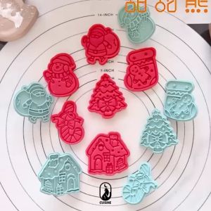 Cetakan Kue Kering Cookie Cutter Natal Christmas Fondant Plunger Roti Tawar Santa Astronot Bear Lucu