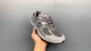 NewBalance 2002R คลาสสิกหนังกลับนุ่มไนลอนตาข่ายระบายอากาศย้อนยุคลำลองรองเท้าวิ่งสีทองสีเทาชายและหญิงรุ่นเดียวกัน