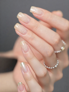 Miss Candy | Glimmer Dazzle Long-lasting Quick-dry Peel-off Nail Polish 15ml