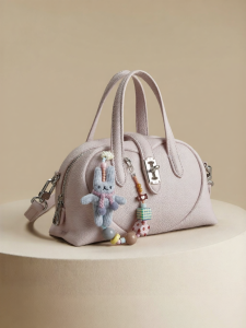Josiny | Elegant Minimalist Commuter Womens Handbag