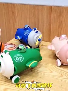 Botol Minum Anak Lucu Bentuk Pesawat TRITAN Tali Panjang DIY Sticker Kapasitas 550ml 3100