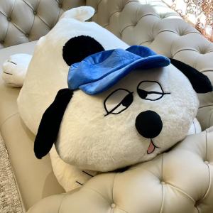 Adorable Large Plush Toy Snoopy Olaf Cartoon Anime Stuffed Doll Holiday Gift Toy Doll for Adults Universal Gender
