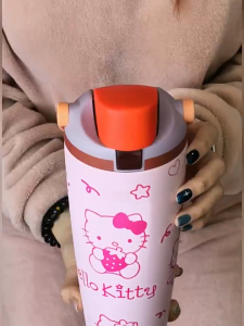 Owala FreeSip Sway Insulated Stainless Steel Tumbler 30oz | Hello Kitty Pink Strawberry