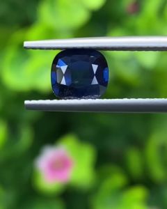 พลอย ไพลิน blue sapphire 1.09 กะรัต (Cts.) พลอยแท้ อัญมณีมงคลประจําวันเกิด เครื่องประดับพลอย