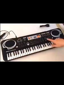 Tatajoy Keyboard Piano Anak Digital Elektrik 61 Keys Pioano Keyboard Listrik Anak dan Dewasa Piano Anak-anak Berisi Mic