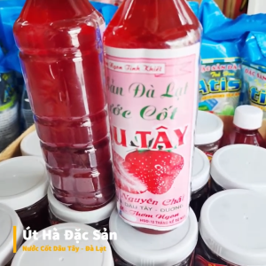 Nước Cốt Dâu Tây Đà Lạt Nguyên Chất Chai 500ml – Vị Tự Nhiên Truyền Thống Thơm Ngon - Út Hà Đặc Sản