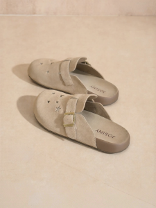 Josiny | Vintage Soft Bottom Easy Slip-On Breathable Enclosed Toe Sandals