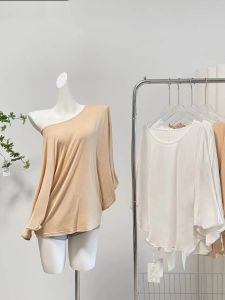 ใส่สบาย หลวม เสื้อยืดแขนค้างคาว ผู้หญิง ฤดูร้อน ผ้าฝ้าย 100% คําเดียว ปกเสื้อ ความหนาปกติ แขนสามส่วน สีขาว