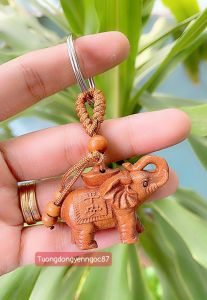 Móc khoá gỗ chú voi may mắn