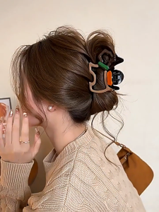 แฟชั่นสไตล์เกาหลีใหม่ ทรงมวยผมด้านหลังแบบไฮเอนด์ คลิปเกาผมรูปแมวน่ารักขนาดใหญ่