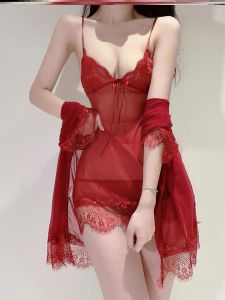 ชุดนอนผู้หญิงลูกไม้สีแดงสดใส่สบายในช่วงฤดูร้อน ชุดนอนผู้หญิงแขนกุดคอตั้งเอวกลาง ชุดนอนผู้หญิงแบบสวมหัว