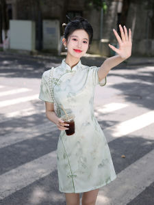 New 2025 Young Style Slimming Chinese Dress Short Cheongsam Daily Wear for Girls Retro Design Casual Lightweight Summer Dress