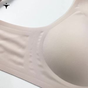 NUELLE™ Flow V Seamless Bra Deep V Fixed Cups Wide Side Support