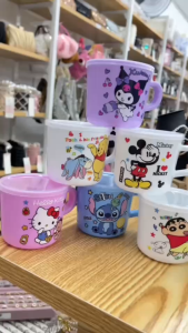 (สินค้าส่งจากไทย) แก้วน้ำ ลายการ์ตูน แก้วน้ำเด็ก แก้วน้ำพลาสติกมีหูจับ น่ารักๆ ขนาด 150ml.