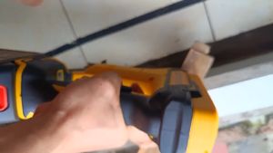 Máy bắn đinh F30 dùng pin STARKER công nghệ Đức  chuyên dụng cho thợ  bảo hành chính hãng 6 tháng