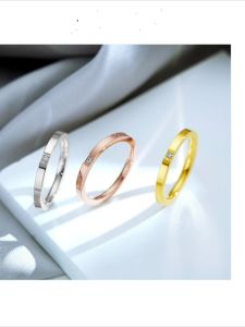 OYJR แหวนเพชร ผู้หญิง แฟชั่นเรียบๆ แหวนสแตนเลส ไม่ลอกสำหรับผู้หญิง