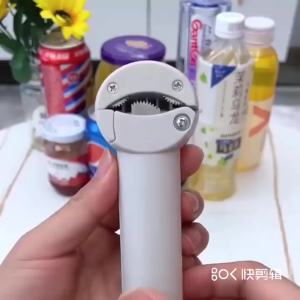 Multi Function Bottle Opener Retractable Glass Jars Beer Cap Opener Stainless Steel Labor-Saving Magnetic Suction Kitchen Tools