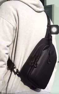 Tas selempang pria casual polos hitam tahan air