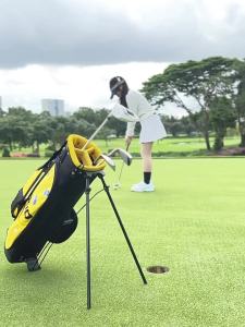 PGM GOLF | Childrens Golf Set with Bag