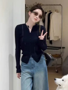 Áo Len Dệt Kim Cổ Chữ V Hở Lưng Cho Nữ Mùa Thu Đầu Tiên Thiết Kế Đơn Giản Có Nút Cài Một Hàng Áo Lót Ngắn Bên Trong