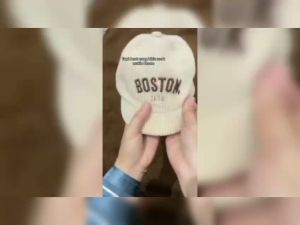 Topi Baseball anak bahan  corduroy motif boston untuk usia 4 bulan - 4 tahun